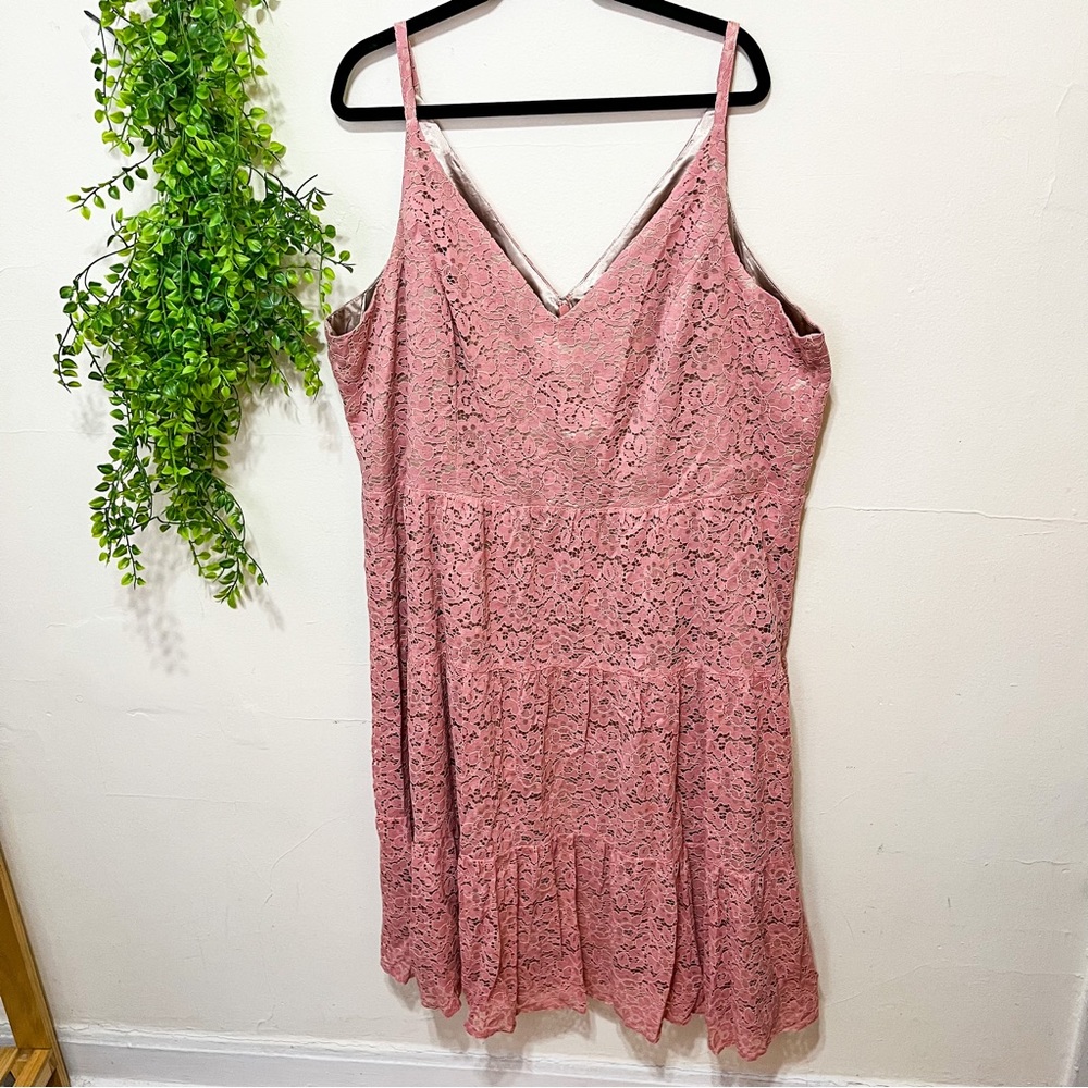 City Chic Pink Floral Lace Tiered Midi Dress Size 24 3X